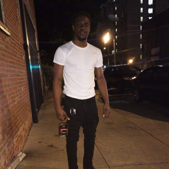 Meet your Posher, Mont - Picture 1 of 1